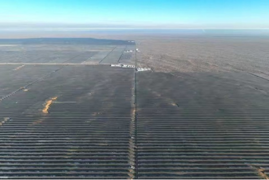 国家第二批&ldquo;沙戈荒&rdquo;古尔班通古特基地首个项目转商